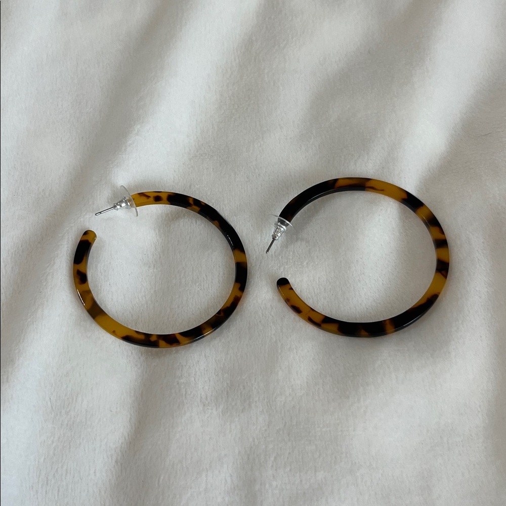 Tortoise Shell Hoop Earrings